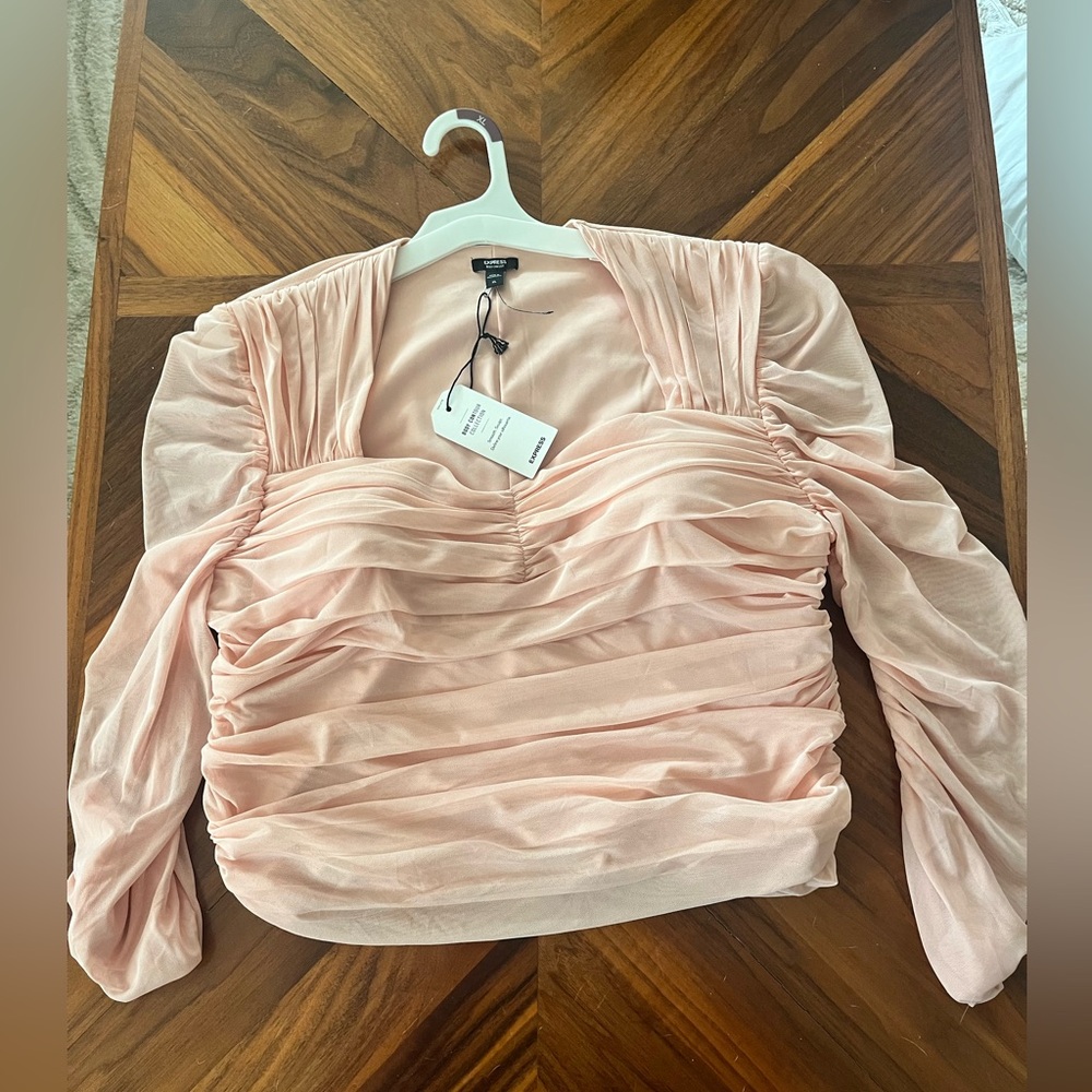 Express body contour collection pink ruched top NWT. size XL